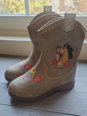 Disney's Spirit Toddler Girls Boots Size 7 NWOT